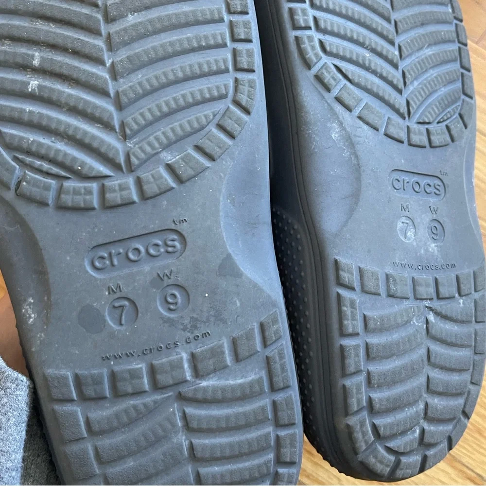 Crocs